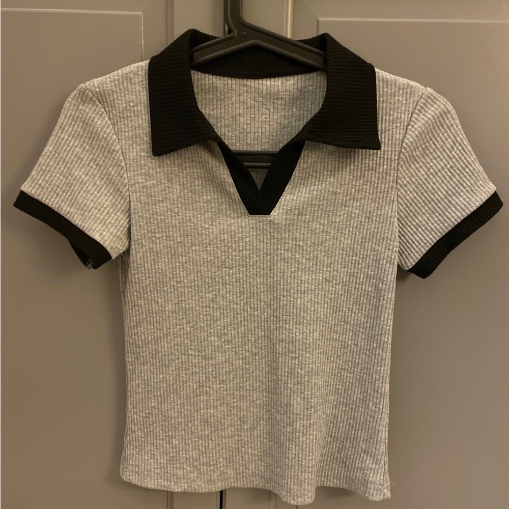 Contrast Trim Ribbed Knit Tee